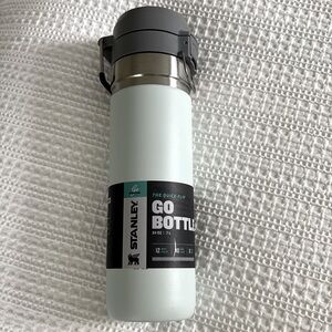 Stanley The Quick-Flip Go Bottle
